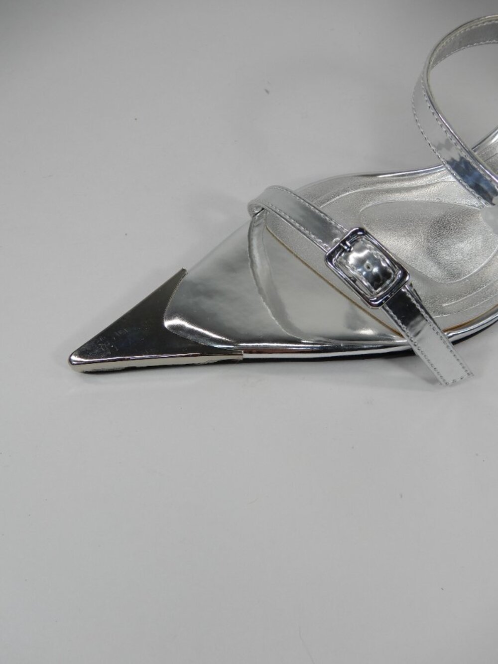 AZALEA WANG Swen Silver Stiletto Sandals Heels Size 7.5 Silver Metallic NEW - Picture 12 of 14